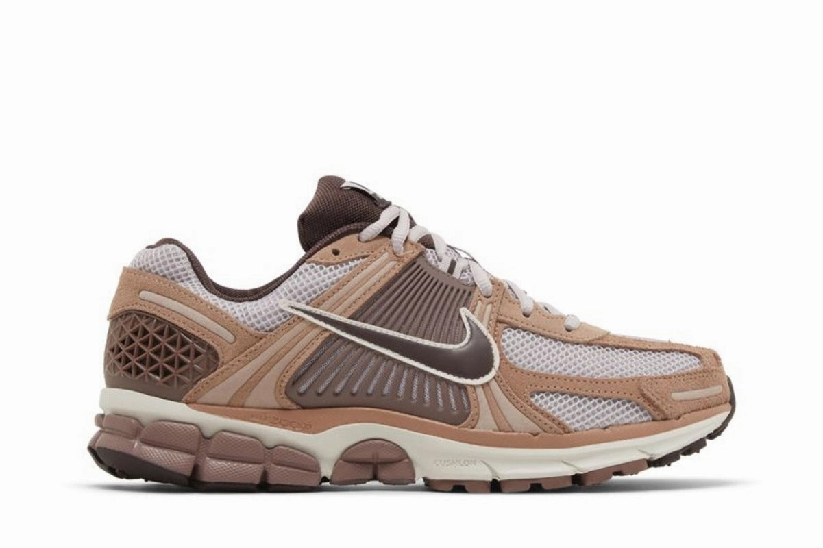 minimalist shoes Happiness Nike Zoom Vomero 5 Dusted Clay