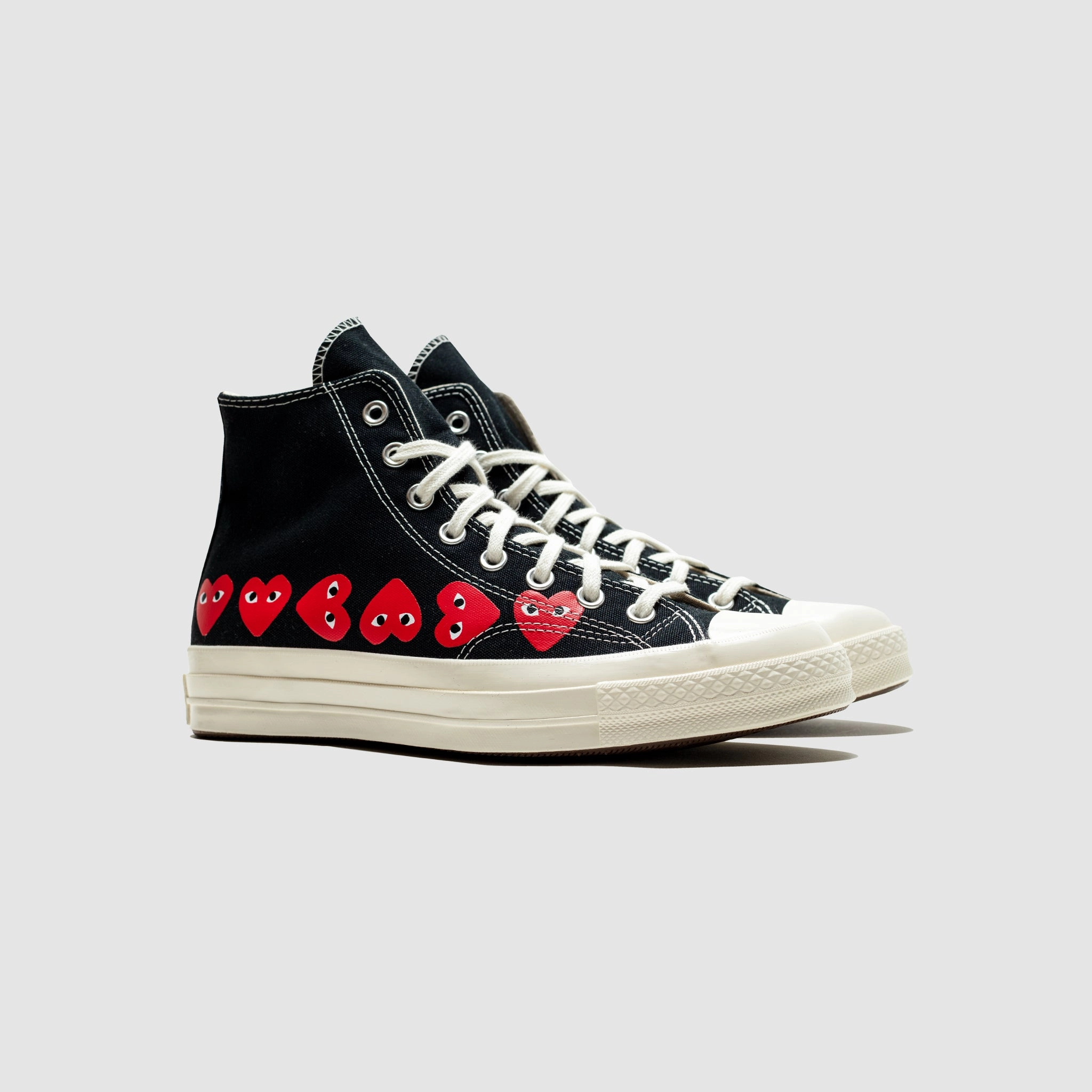 CHUCK TAYLOR ALL-STAR '70 HIGH "BLACK/RED MULTI HEART" Versatile Style Training Use