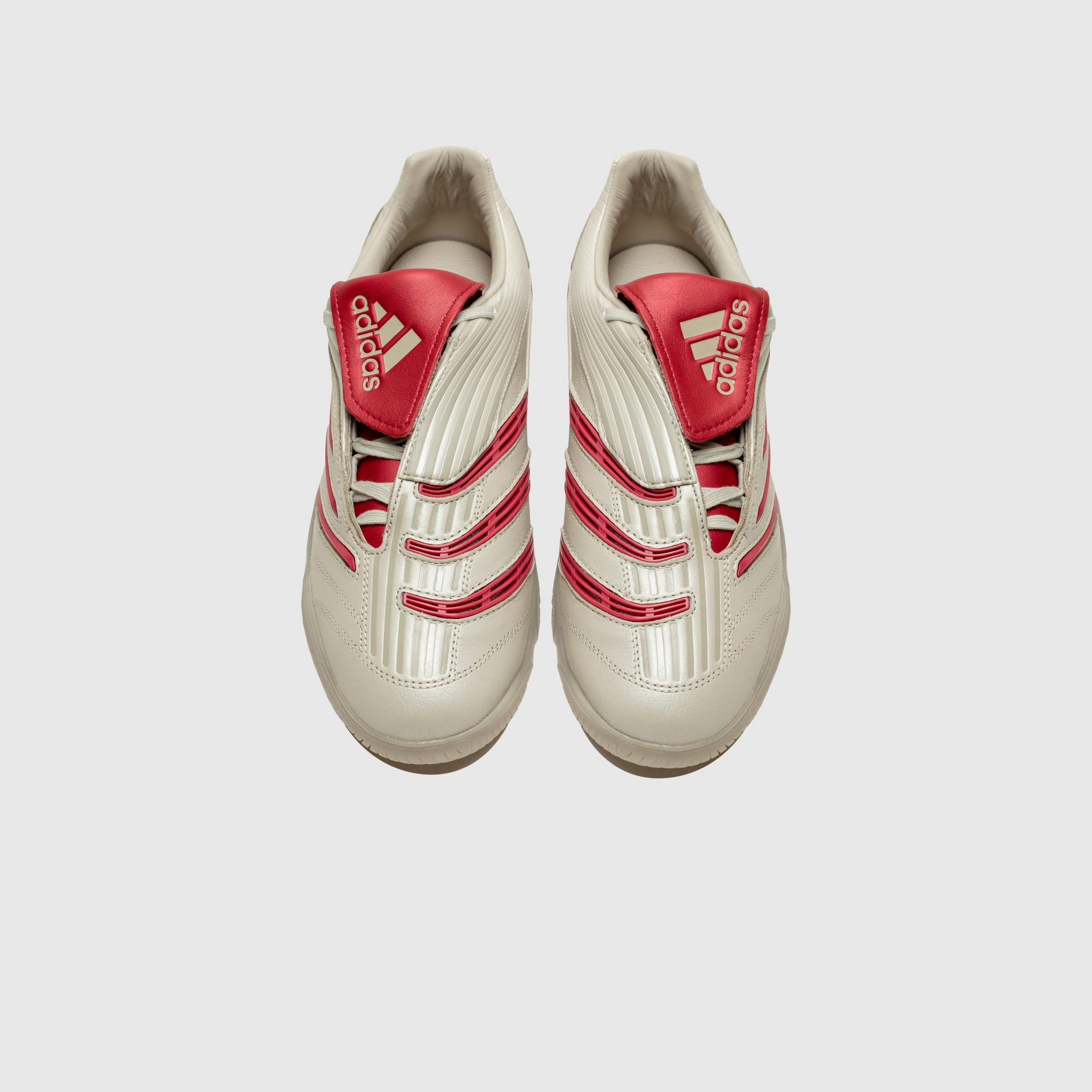 PREDATOR SALA Smooth Fit