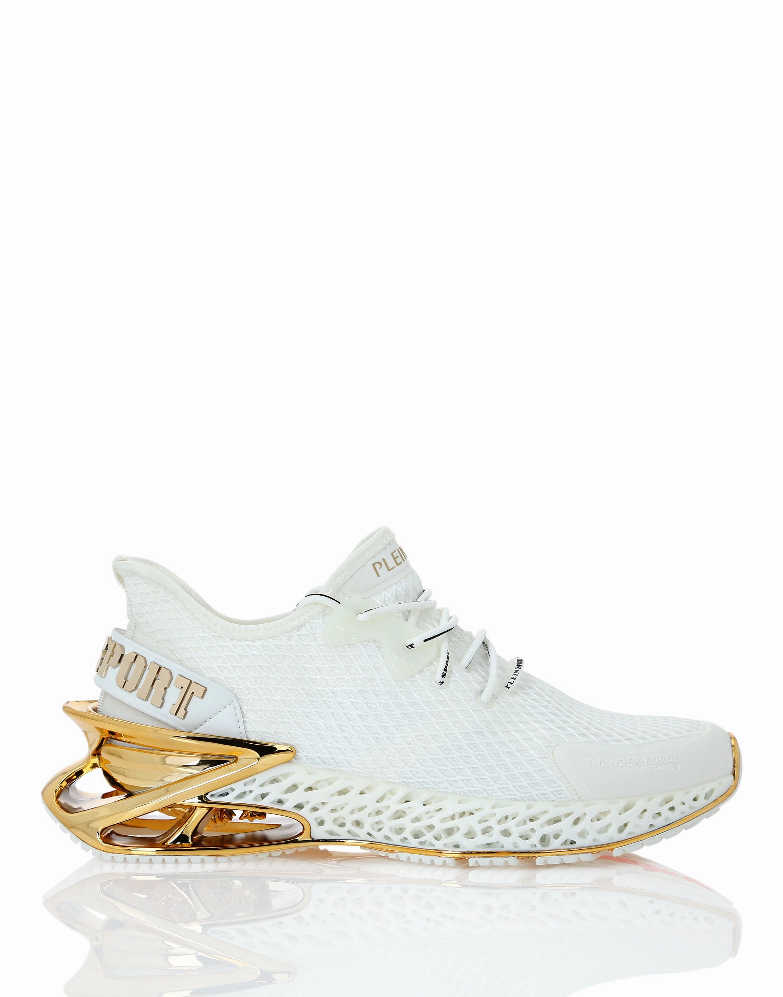 running in a fitness center shoes THUNDER FORCE GENX 01