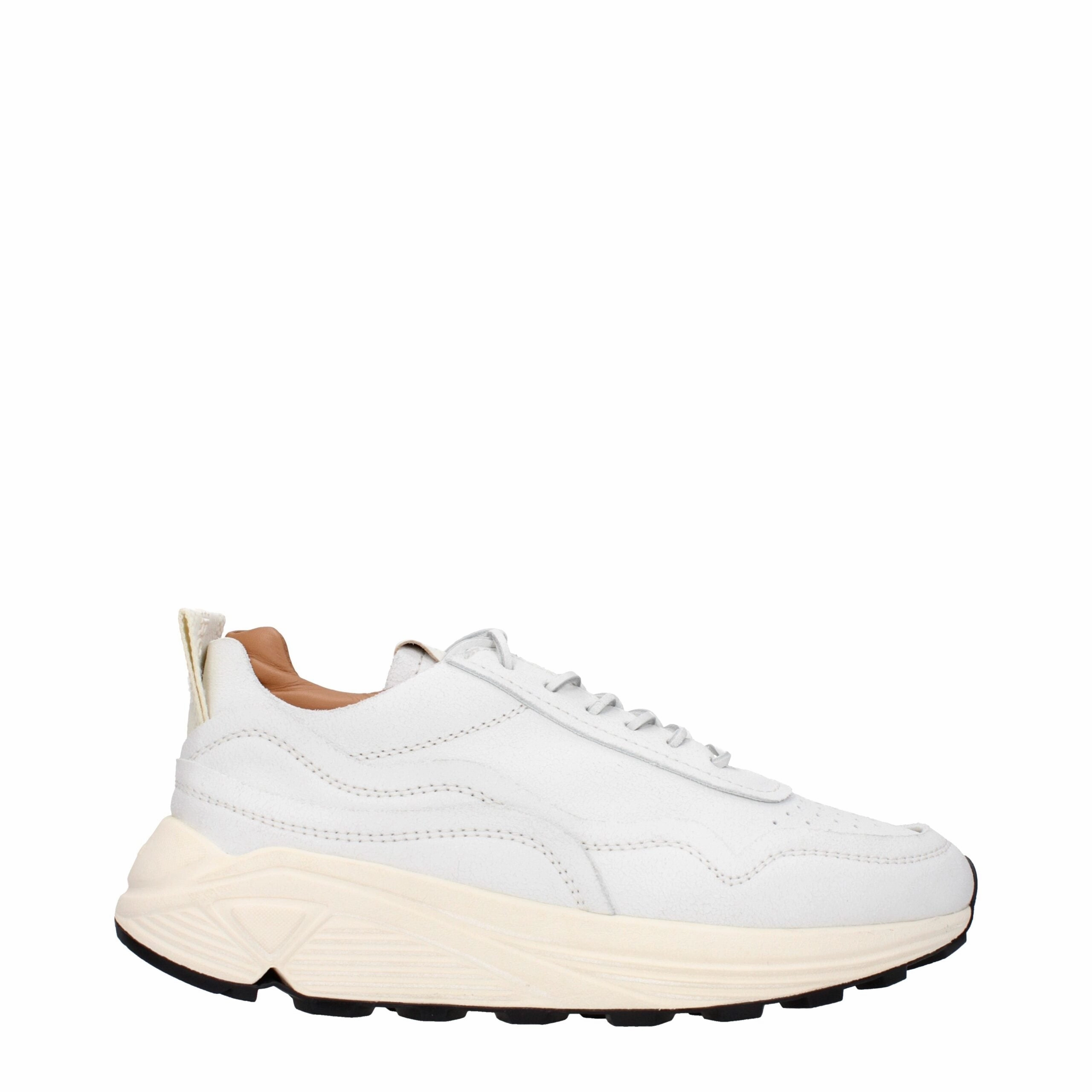 Buttero Leather Men's Sneakers running in a sinter terrace area shoes