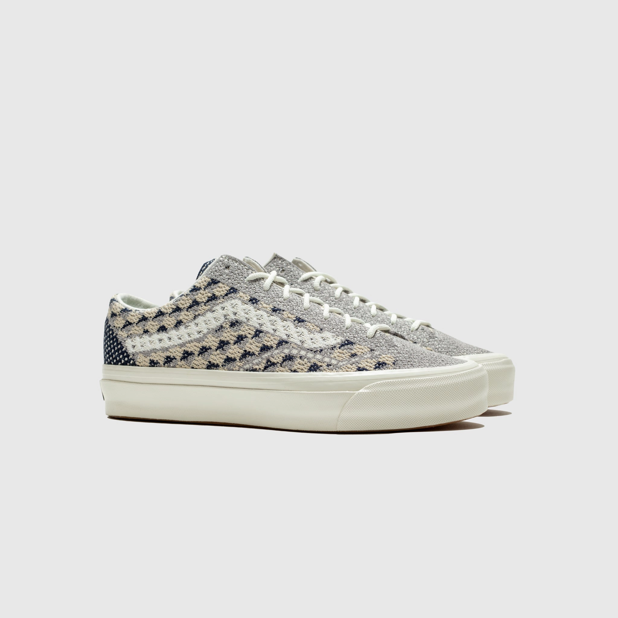 OLD SKOOL 36 EK LX Lean Build