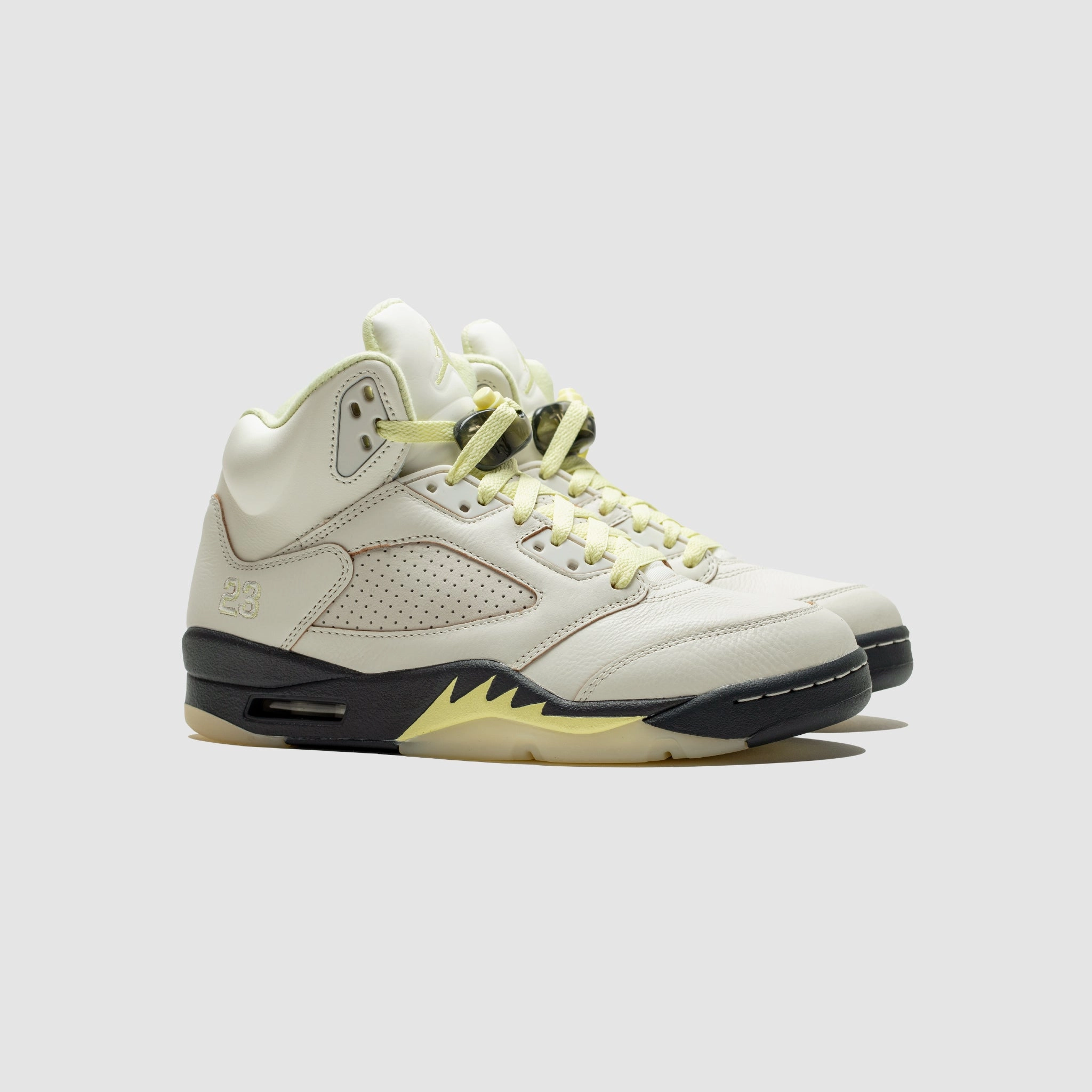 WMNS AIR JORDAN 5 RETRO "LUMINOUS GREEN" Outdoor Leisure