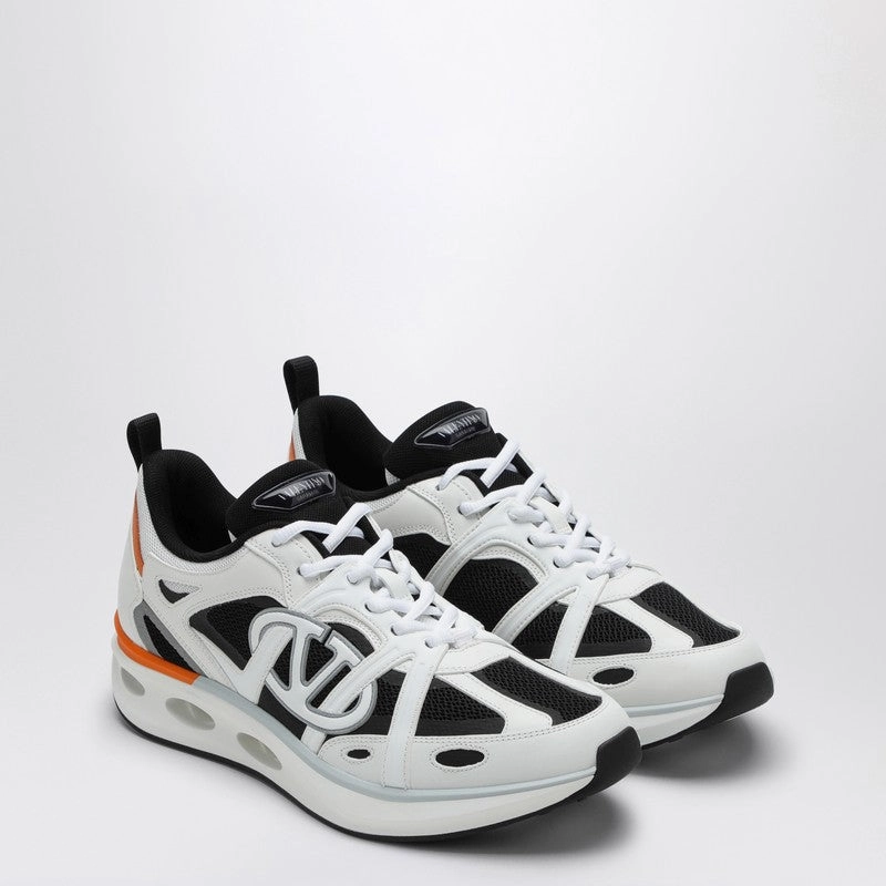 Valentino Garavani Men's Vlogo Easyjog // Sneakers Saucony PowerGrid