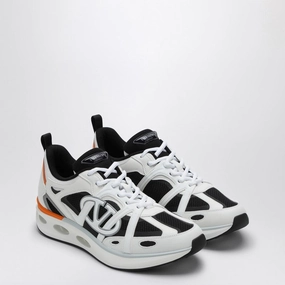 Valentino Garavani Men's Vlogo Easyjog // Sneakers coronation - themed running shoes multi - surface outsole shoes