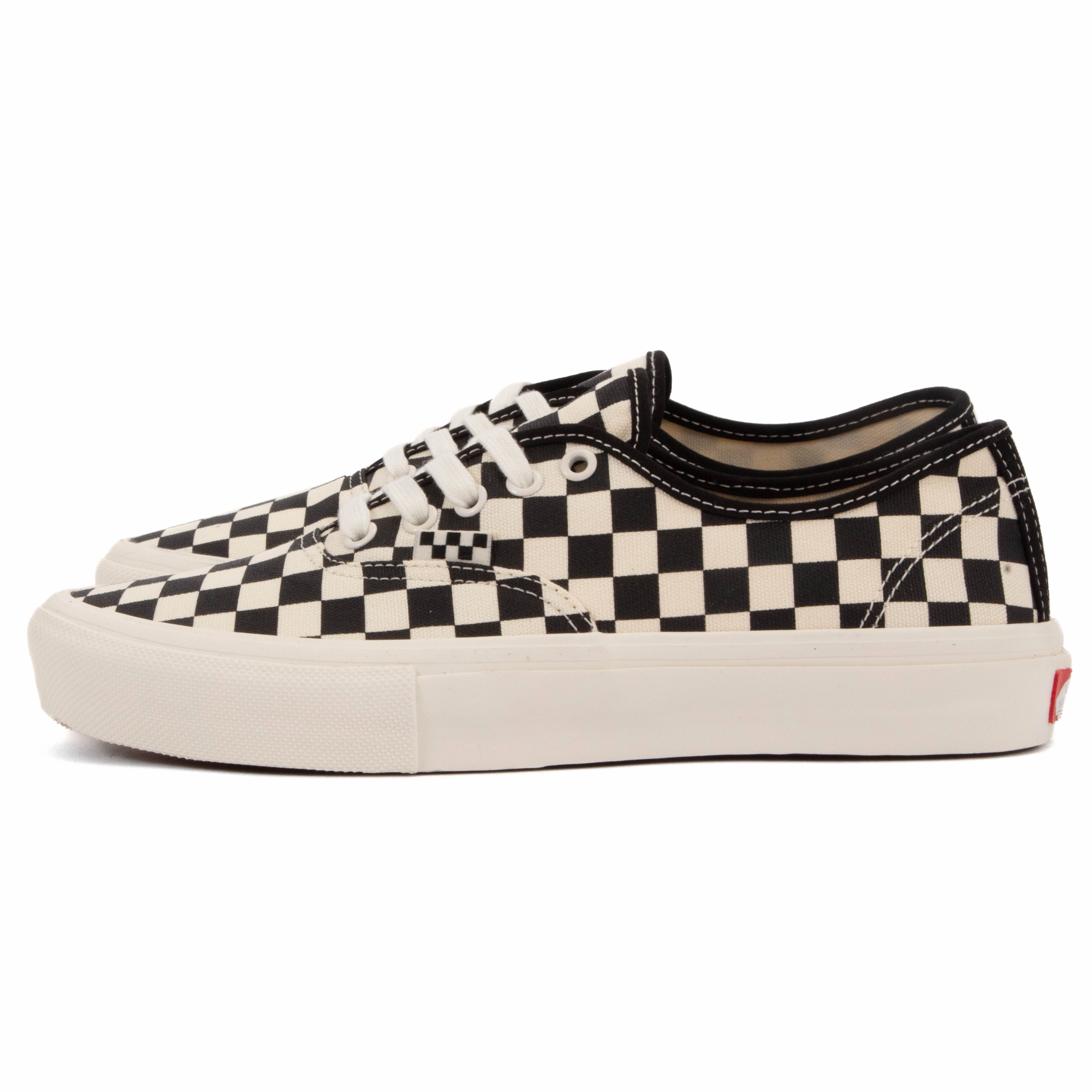 flat sole shoes Vans - Skate Authentic (Checkered)