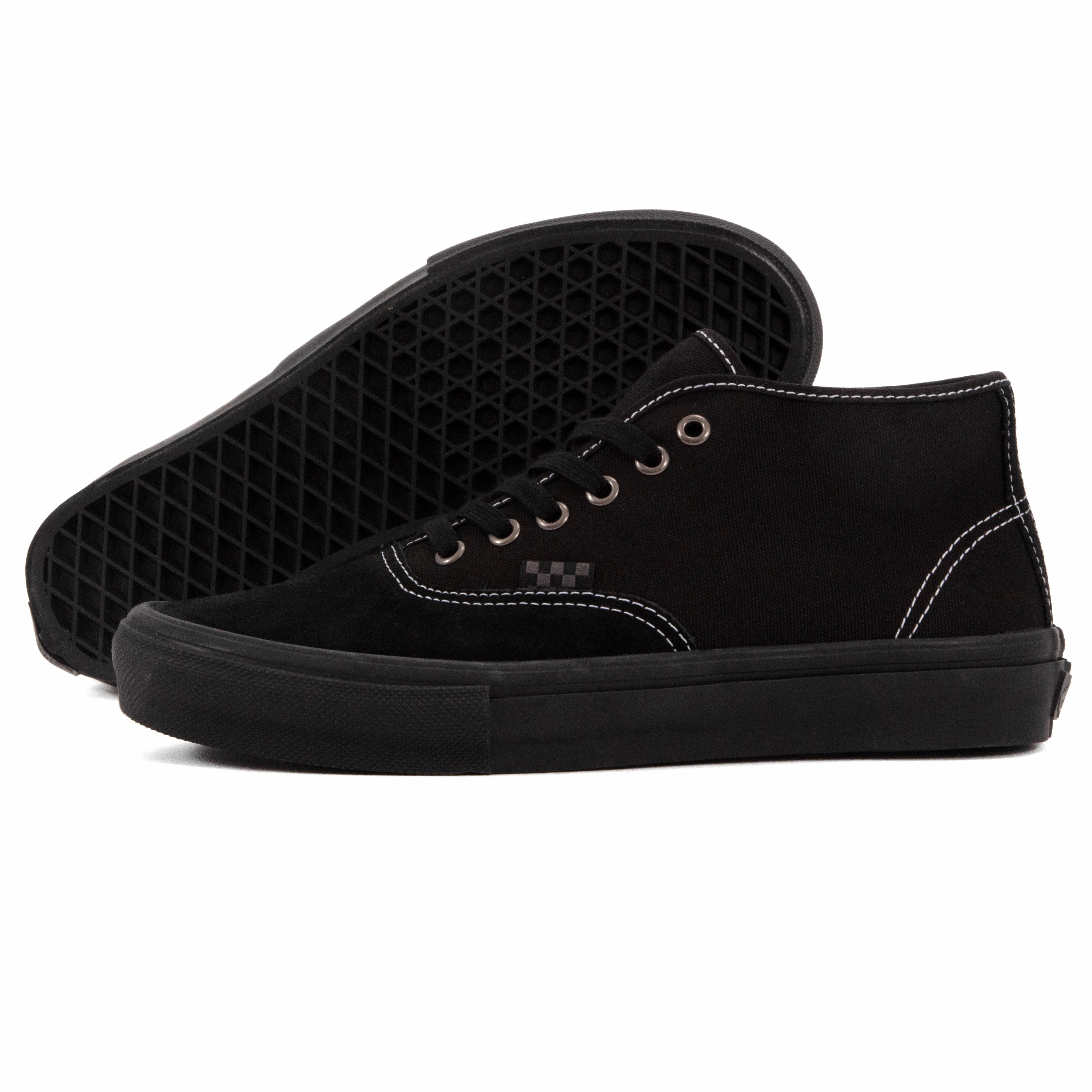 foot - power running shoes Vans - Skate Authentic Mid (Blackout)