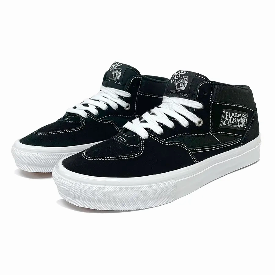 Vans Skate Half Cab Skateboarding Shoe On The Move