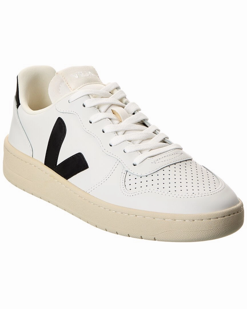 Long distance endurance arctic - themed running option VEJA V-10 Prime Leather Sneaker