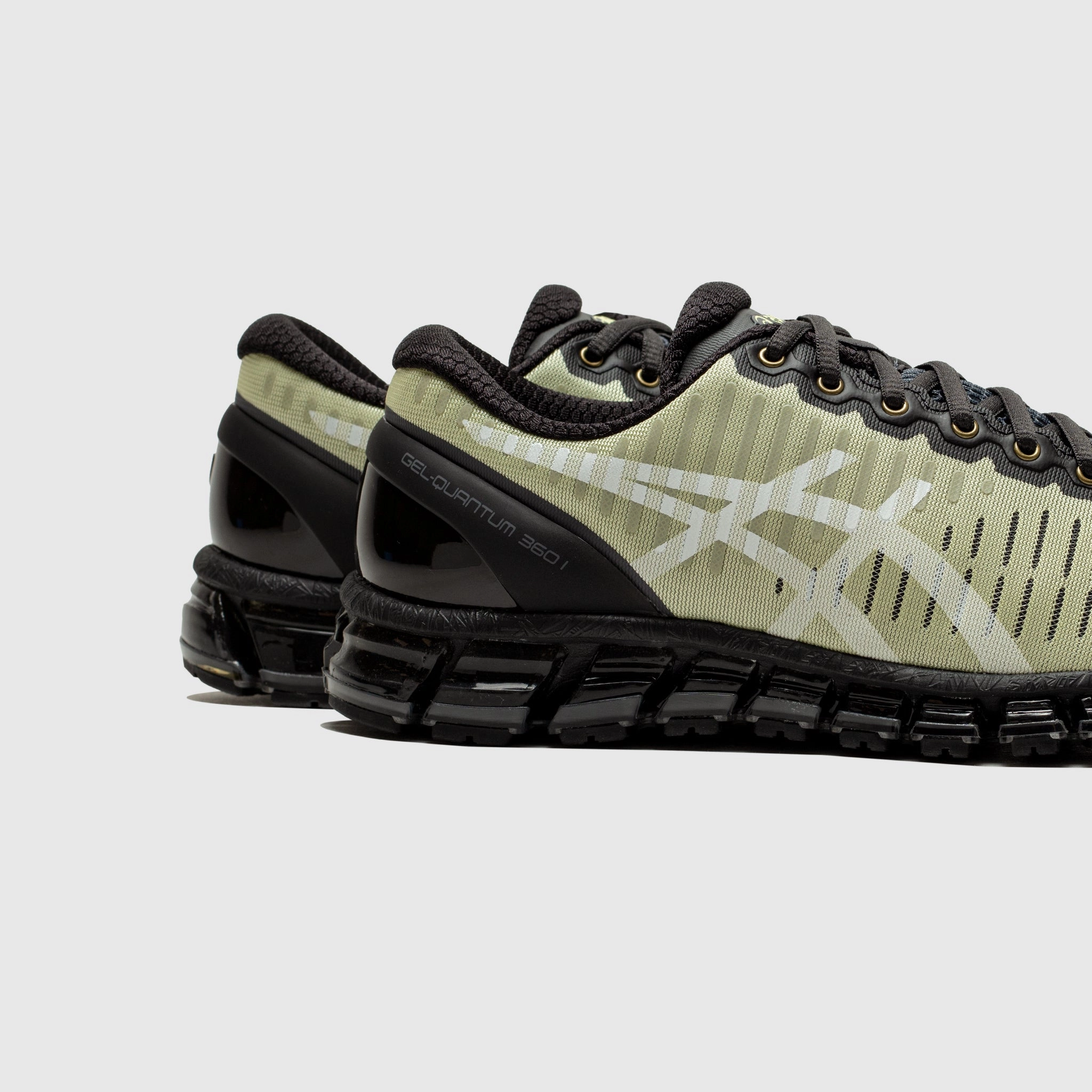 GEL-QUANTUM 360 X ABOVE THE CLOUDS Urban Trekking Lace Closure