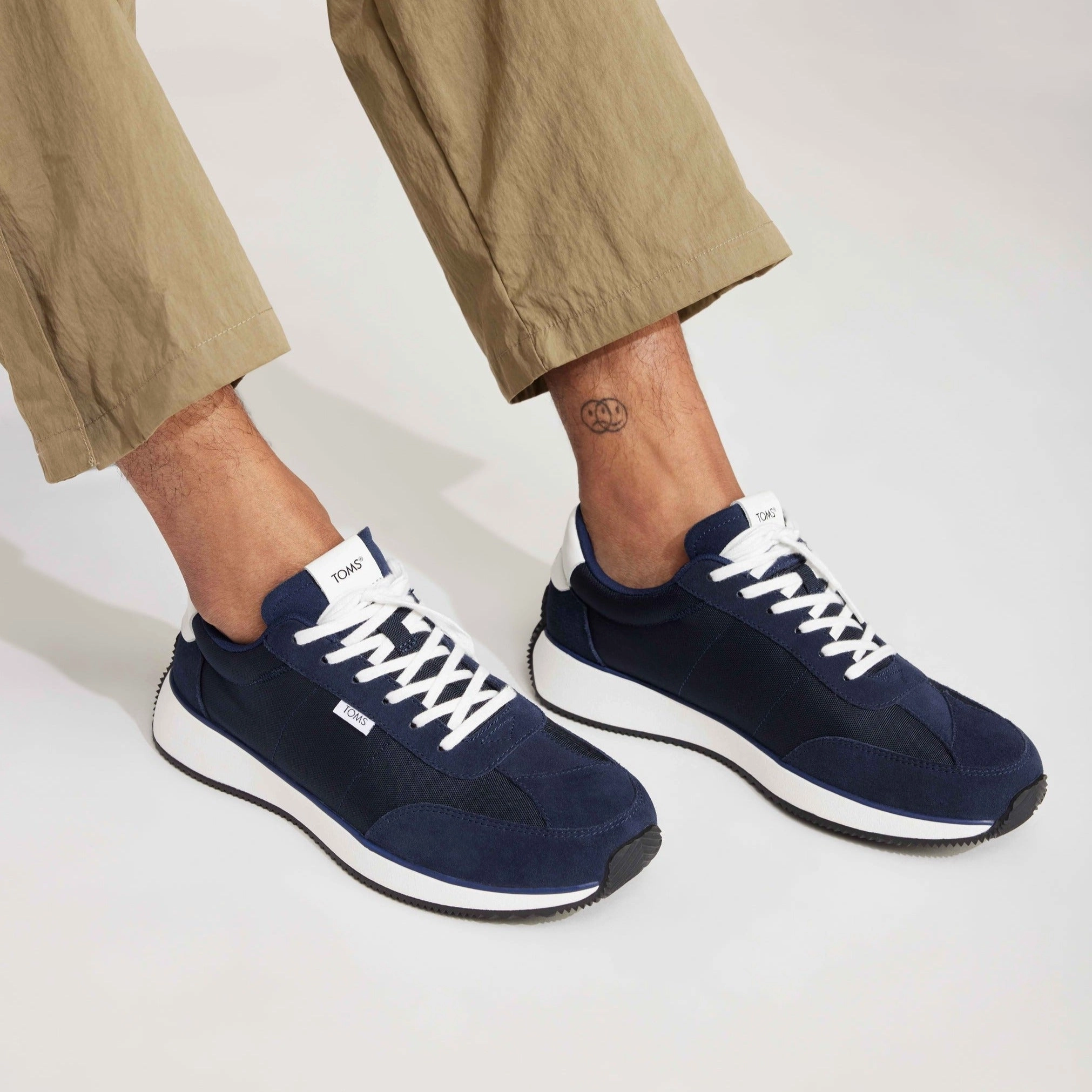 Wyndon Navy Jogger Sneaker synthetic - upper - feature shoes slow - paced running shoes